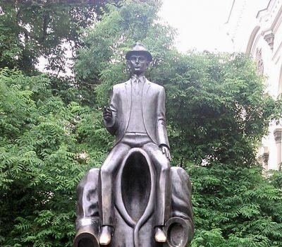 Auf Kafkas Spuren  –  Deutsche Literatur in Prag